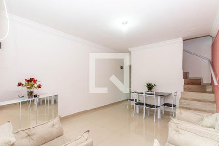Sala de casa para alugar com 2 quartos, 120m² em Jardim da Mamãe, Guarulhos