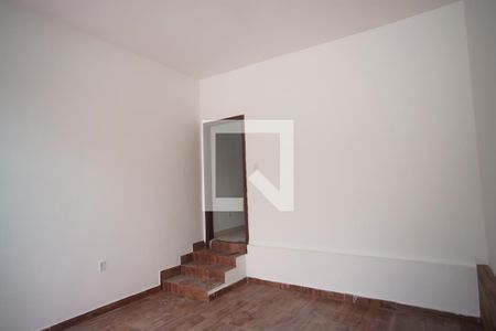 Sala 1 de casa para alugar com 3 quartos, 150m² em Trevo, Belo Horizonte