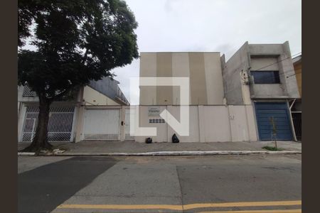 Casa de condomínio à venda com 150m², 3 quartos e 3 vagas Casa de condomínio à venda com 150m², 3 quartos e 3 vagasFachada