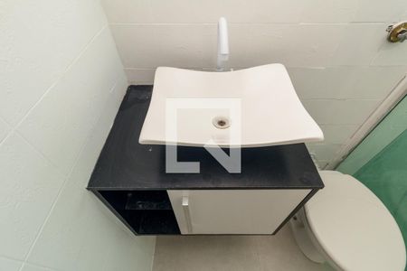 Banheiro de kitnet/studio para alugar com 1 quarto, 30m² em Higienópolis, São Paulo