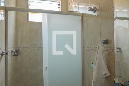 Casa à venda com 290m², 3 quartos e 5 vagasBanheiro da Suíte