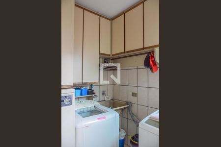 Casa à venda com 290m², 3 quartos e 5 vagasÁrea de Serviço