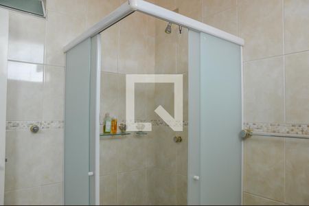 Casa à venda com 290m², 3 quartos e 5 vagasBanheiro da Suíte 2