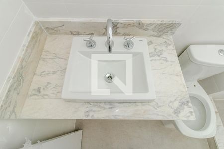 Apartamento à venda com 250m², 3 quartos e 4 vagasBanheiro da Suíte 2