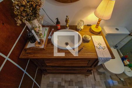 Casa à venda com 123m², 3 quartos e 1 vaga Casa à venda com 123m², 3 quartos e 1 vagaBanheiro Social