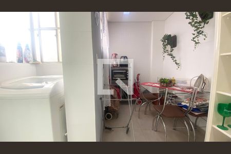 Apartamento à venda com 70m², 3 quartos e sem vagaÁrea de Serviço