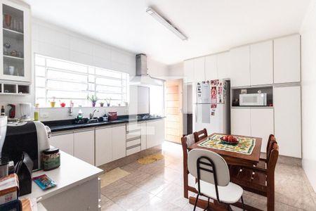 Casa à venda com 185m², 3 quartos e 2 vagas Casa à venda com 185m², 3 quartos e 2 vagasCozinha 1