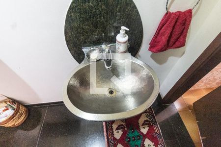 Casa à venda com 185m², 3 quartos e 2 vagas Casa à venda com 185m², 3 quartos e 2 vagasLavabo