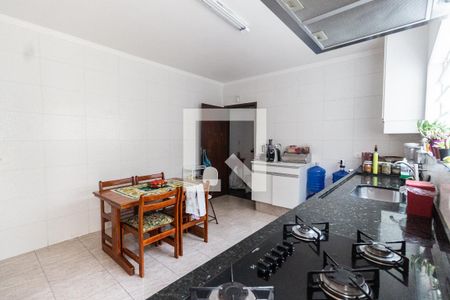 Casa à venda com 185m², 3 quartos e 2 vagas Casa à venda com 185m², 3 quartos e 2 vagasCozinha 1