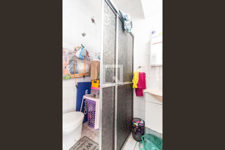 Casa à venda com 185m², 3 quartos e 2 vagas Casa à venda com 185m², 3 quartos e 2 vagasBanheiro de serviço