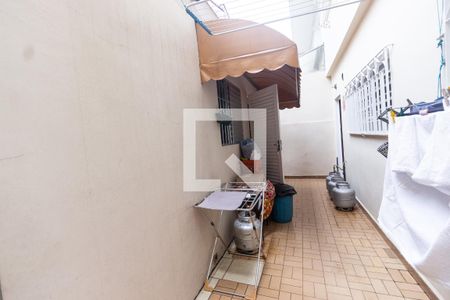 Casa à venda com 185m², 3 quartos e 2 vagas Casa à venda com 185m², 3 quartos e 2 vagasQuintal