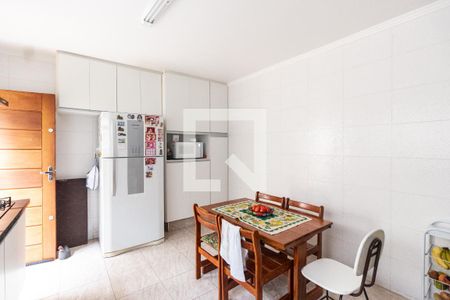Casa à venda com 185m², 3 quartos e 2 vagas Casa à venda com 185m², 3 quartos e 2 vagasCozinha 1