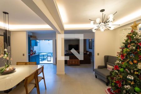 Salas de casa de condomínio à venda com 3 quartos, 151m² em Jardim Santa Marcelina, Campinas