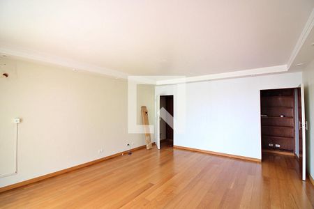 Apartamento à venda com 400m², 4 quartos e 4 vagasQuarto 4