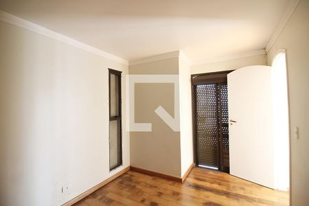 Apartamento à venda com 400m², 4 quartos e 4 vagasQuarto 3