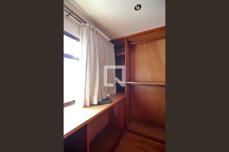 Apartamento à venda com 400m², 4 quartos e 4 vagasQuarto 1 - Suíte Closet