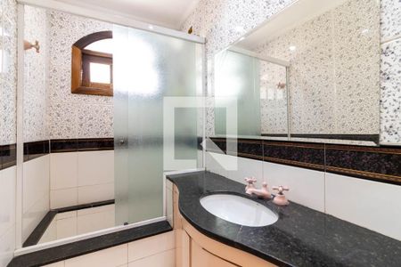 Casa à venda com 220m², 3 quartos e 3 vagas Casa à venda com 220m², 3 quartos e 3 vagasBanheiro da Suíte 2