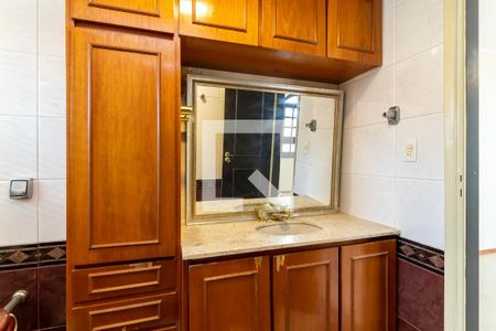 Casa à venda com 220m², 3 quartos e 3 vagas Casa à venda com 220m², 3 quartos e 3 vagasBanheiro da Suíte 1