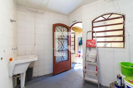 Casa à venda com 220m², 3 quartos e 3 vagas Casa à venda com 220m², 3 quartos e 3 vagasÁrea de Serviço