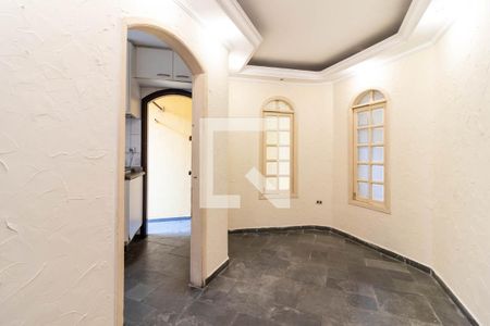 Casa à venda com 220m², 3 quartos e 3 vagas Casa à venda com 220m², 3 quartos e 3 vagasCopa