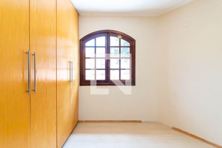 Casa à venda com 220m², 3 quartos e 3 vagas Casa à venda com 220m², 3 quartos e 3 vagasQuarto 3