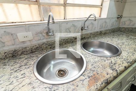 Casa à venda com 220m², 3 quartos e 3 vagas Casa à venda com 220m², 3 quartos e 3 vagasCozinha