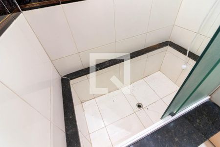 Casa à venda com 220m², 3 quartos e 3 vagas Casa à venda com 220m², 3 quartos e 3 vagasBanheiro da Suíte 2