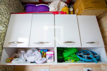 Casa de condomínio à venda com 110m², 2 quartos e 1 vagaÁrea de serviço