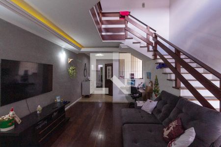 Sala 1 de casa à venda com 4 quartos, 90m² em Jardim Três Marias, São Paulo