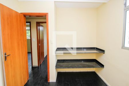 Quarto 1 de apartamento à venda com 3 quartos, 80m² em Fernão Dias, Belo Horizonte