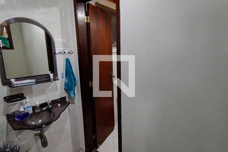 banheiro primeiro andar de casa à venda com 3 quartos, 110m² em Taquara, Rio de Janeiro