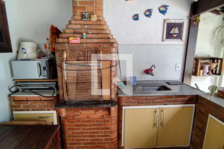 Casa à venda com 110m², 3 quartos e 2 vagas Casa à venda com 110m², 3 quartos e 2 vagasarea de lazer