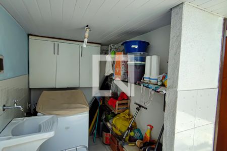 Casa à venda com 110m², 3 quartos e 2 vagas Casa à venda com 110m², 3 quartos e 2 vagasarea de serviço