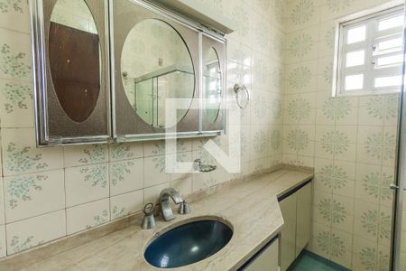 Casa para alugar com 170m², 3 quartos e 2 vagasBanheiro da Suíte