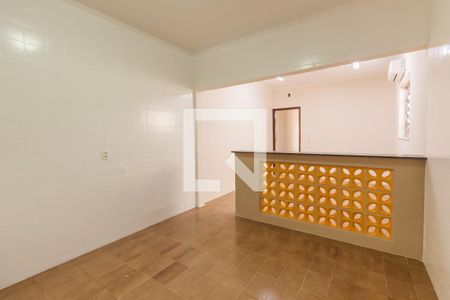 Casa para alugar com 170m², 3 quartos e 2 vagasCozinha