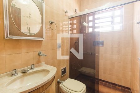 Casa para alugar com 170m², 3 quartos e 2 vagasBanheiro Social