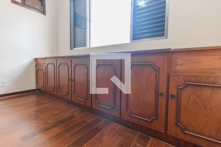 Casa para alugar com 170m², 3 quartos e 2 vagasQuarto 1 - Armários