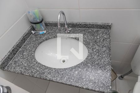 Apartamento à venda com 69m², 3 quartos e 1 vaga Apartamento à venda com 69m², 3 quartos e 1 vagaBanheiro social