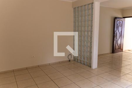 Sala 1 de casa para alugar com 3 quartos, 80m² em Vila Menck, Osasco