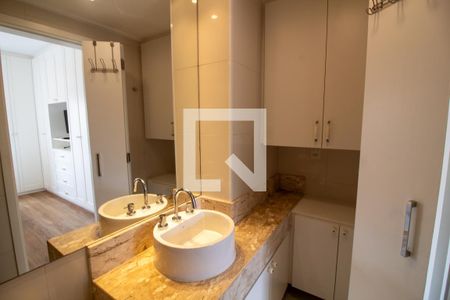 Apartamento à venda com 60m², 1 quarto e 1 vagaBanheiro da Suíte