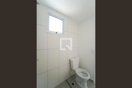 Banheiro de apartamento para alugar com 1 quarto, 24m² em Barra Funda, São Paulo