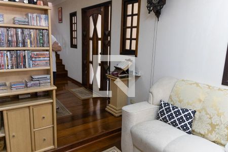 Sala de casa para alugar com 3 quartos, 268m² em Vila Yara, Osasco