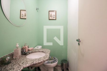 Apartamento à venda com 161m², 4 quartos e 4 vagasLavabo 