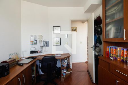 Apartamento à venda com 161m², 4 quartos e 4 vagasEscritório 