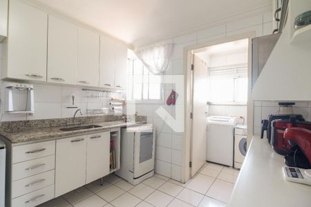 Apartamento à venda com 161m², 4 quartos e 4 vagasCozinha 