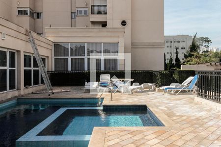 Apartamento à venda com 161m², 4 quartos e 4 vagasCondomínio - Piscina 