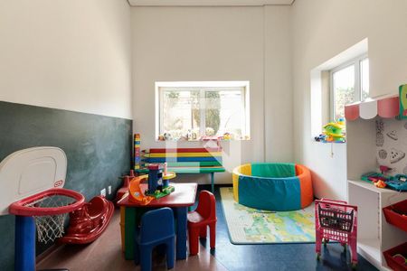 Apartamento à venda com 161m², 4 quartos e 4 vagasCondomínio - Brinquedoteca 