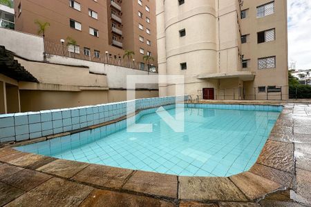 Apartamento à venda com 65m², 3 quartos e 1 vaga Apartamento à venda com 65m², 3 quartos e 1 vagaPiscina