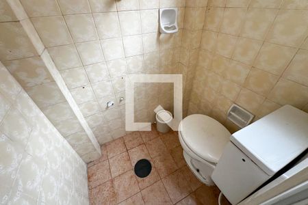 Apartamento à venda com 65m², 3 quartos e 1 vaga Apartamento à venda com 65m², 3 quartos e 1 vagaBanheiro de serviço