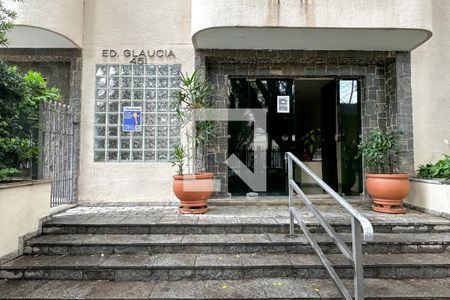 Apartamento à venda com 65m², 3 quartos e 1 vaga Apartamento à venda com 65m², 3 quartos e 1 vagaFachada